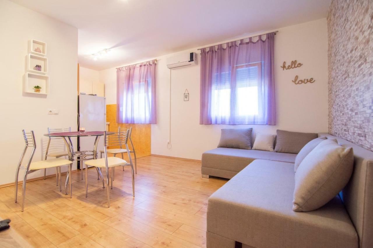Apartmani Perkovic Gustirna エクステリア 写真