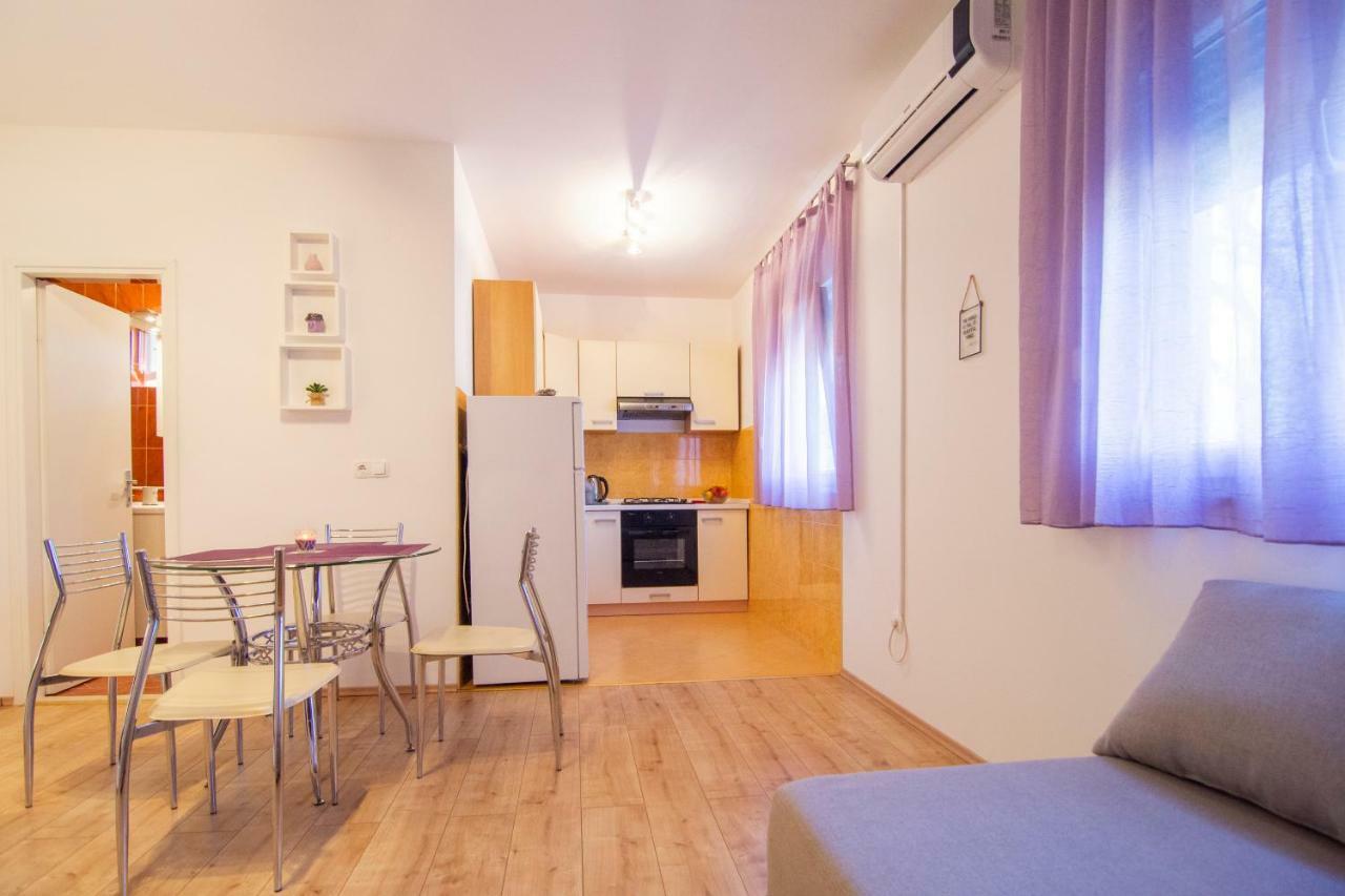 Apartmani Perkovic Gustirna エクステリア 写真