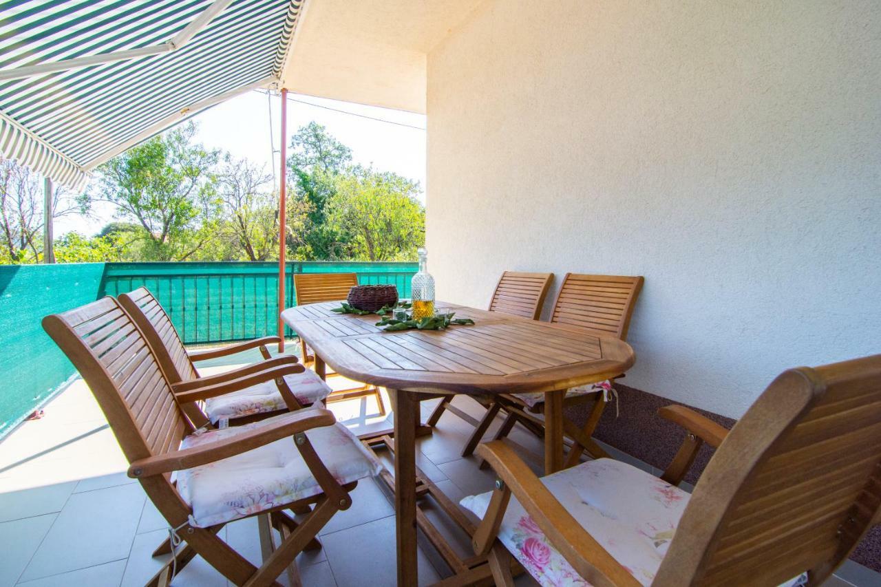Apartmani Perkovic Gustirna エクステリア 写真
