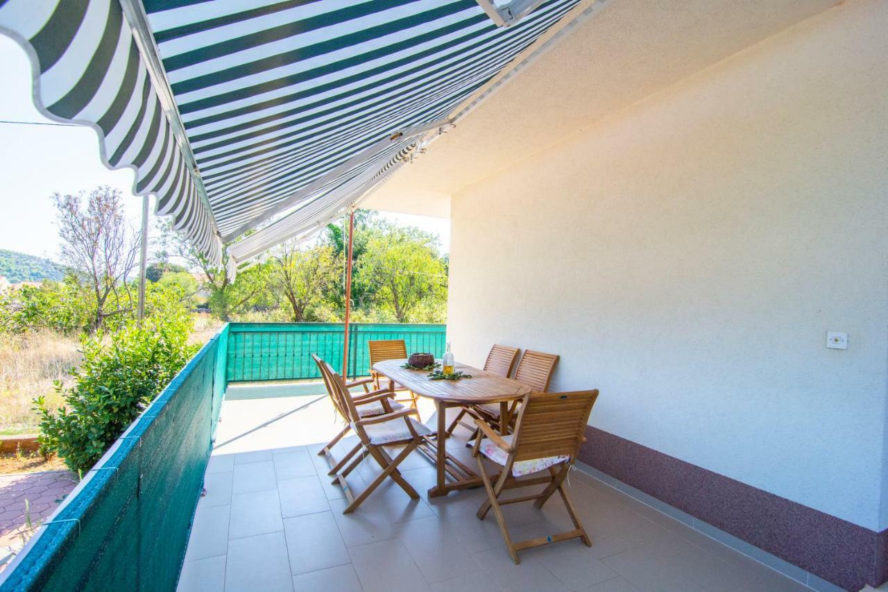 Apartmani Perkovic Gustirna エクステリア 写真