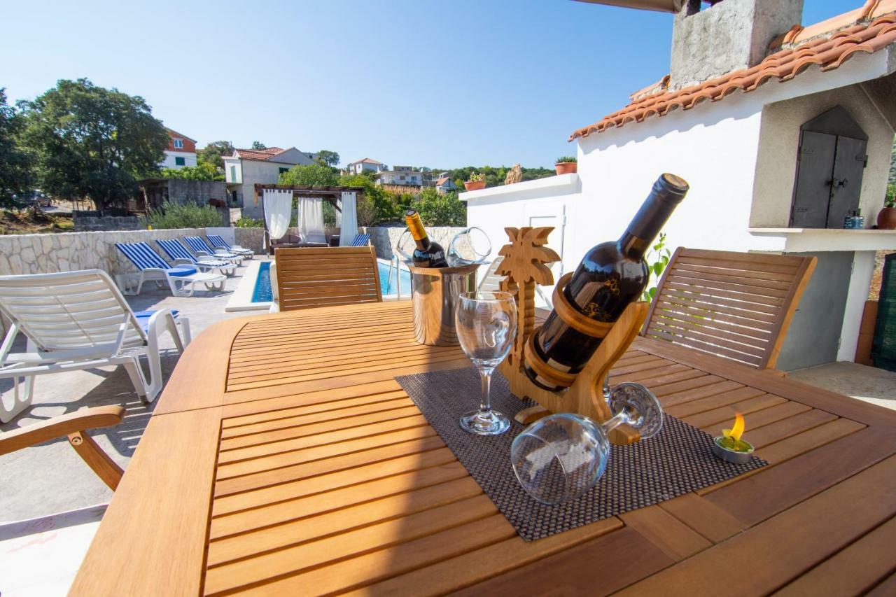 Apartmani Perkovic Gustirna エクステリア 写真